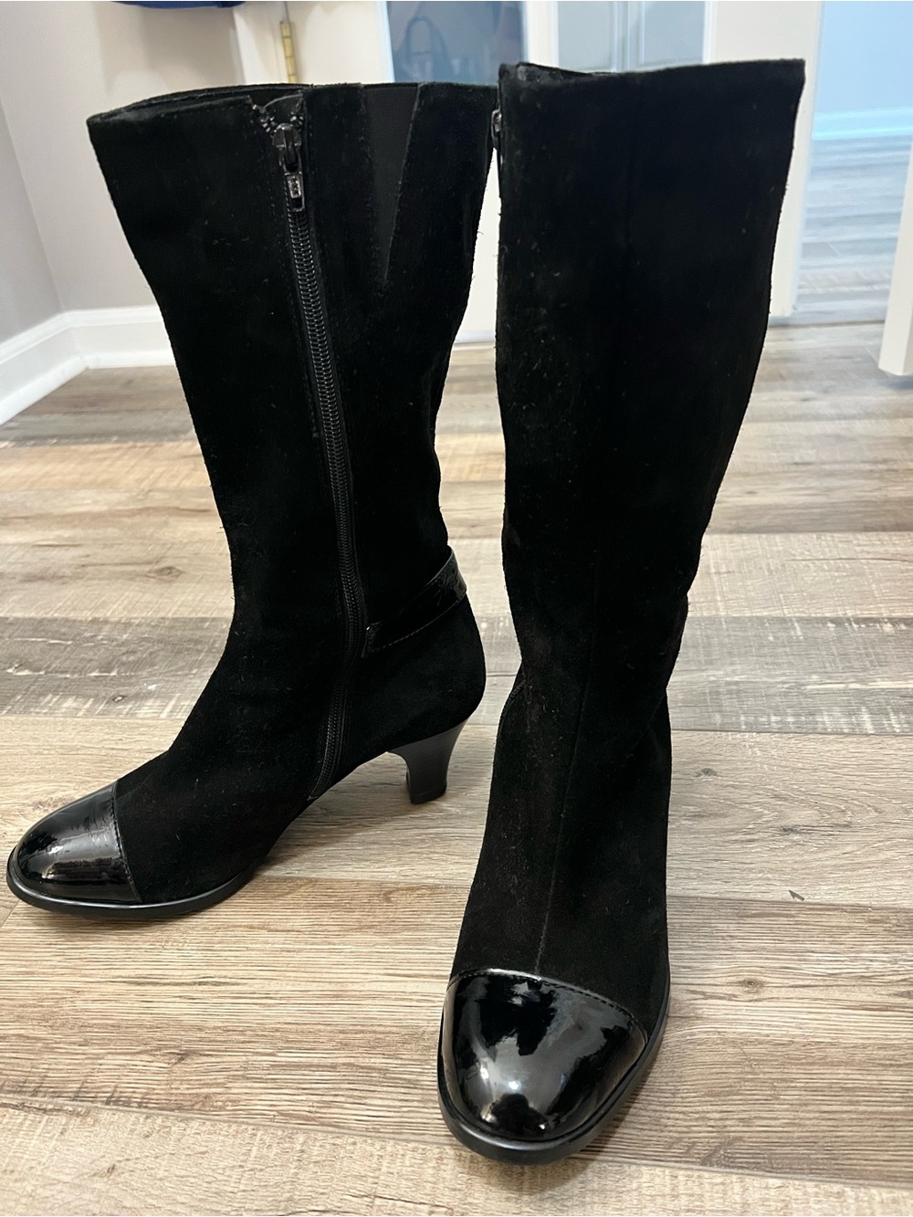 Pertti Palmroth Black Suede Boots with Patent Toe 2inch heel size 8.5
